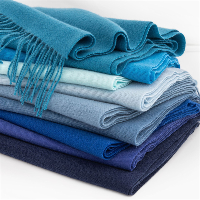 Cashmere Scarf Wrap - 2024 秋のスカーフ女性のためのロング暖かいカシミヤスカーフ冬ヒジャーブ固体女性ショールラップ女性パシュミナバンダナヘッドスカーフ