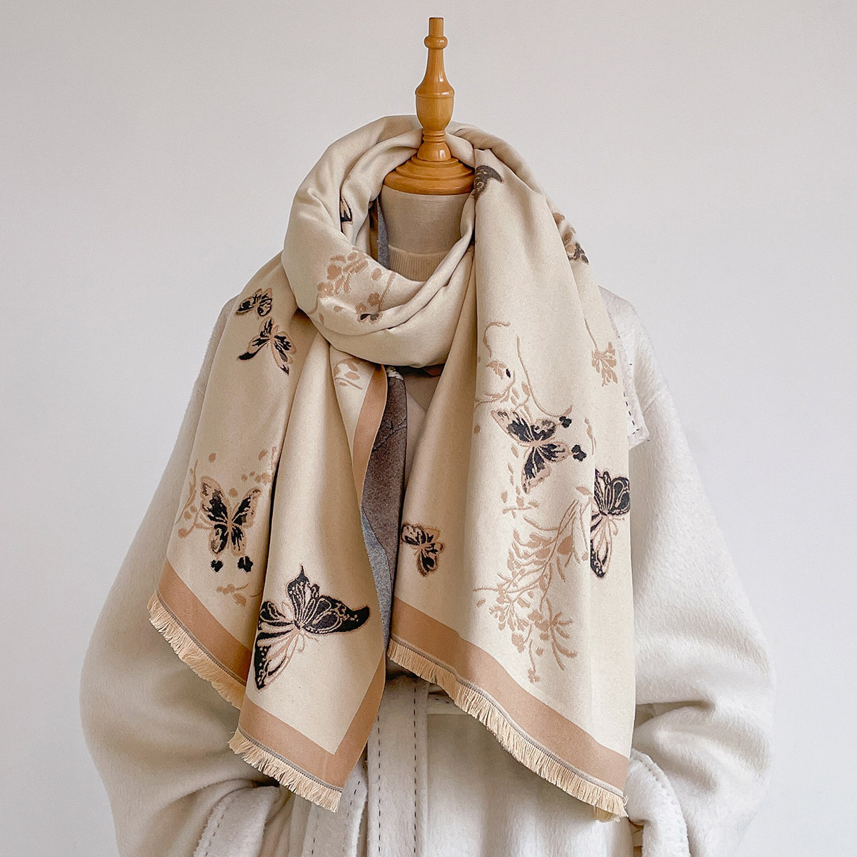 女性用イミテーションカシミヤスカーフ フリンジ付き 厚手 暖 - Cashmere Scarf Wrap のレビューと価格