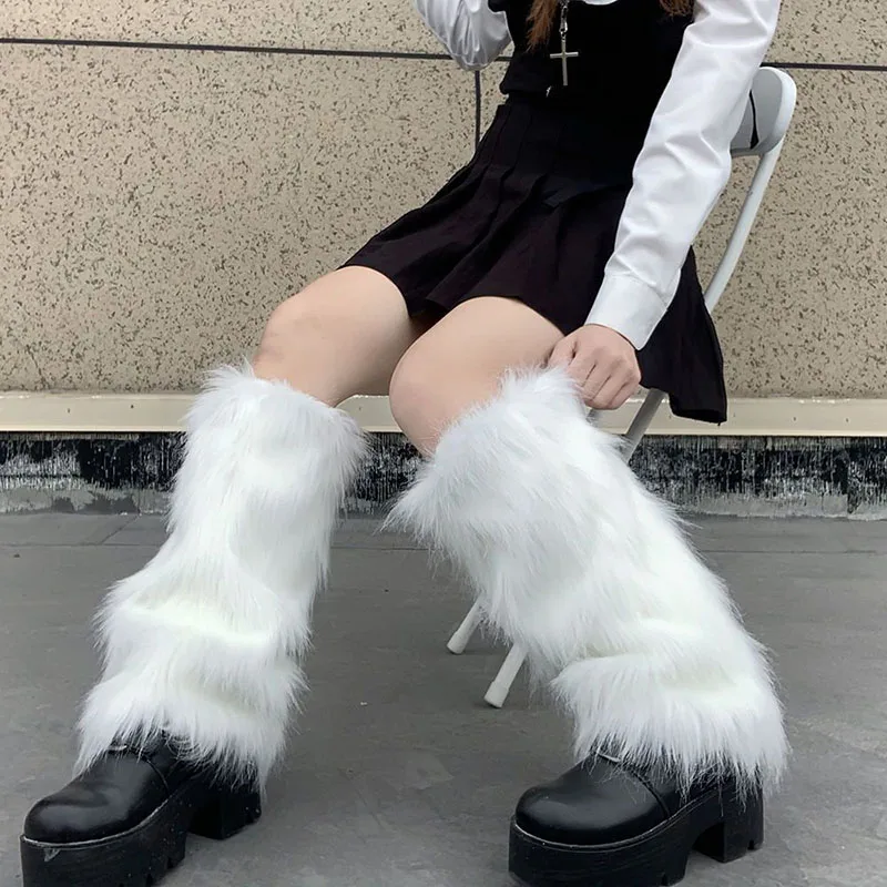 女性の人工毛皮レッグウォーマー日本ロリータ秋と冬黒と白のニッ - Winter Clothing Leg Warmers のレビューと価格