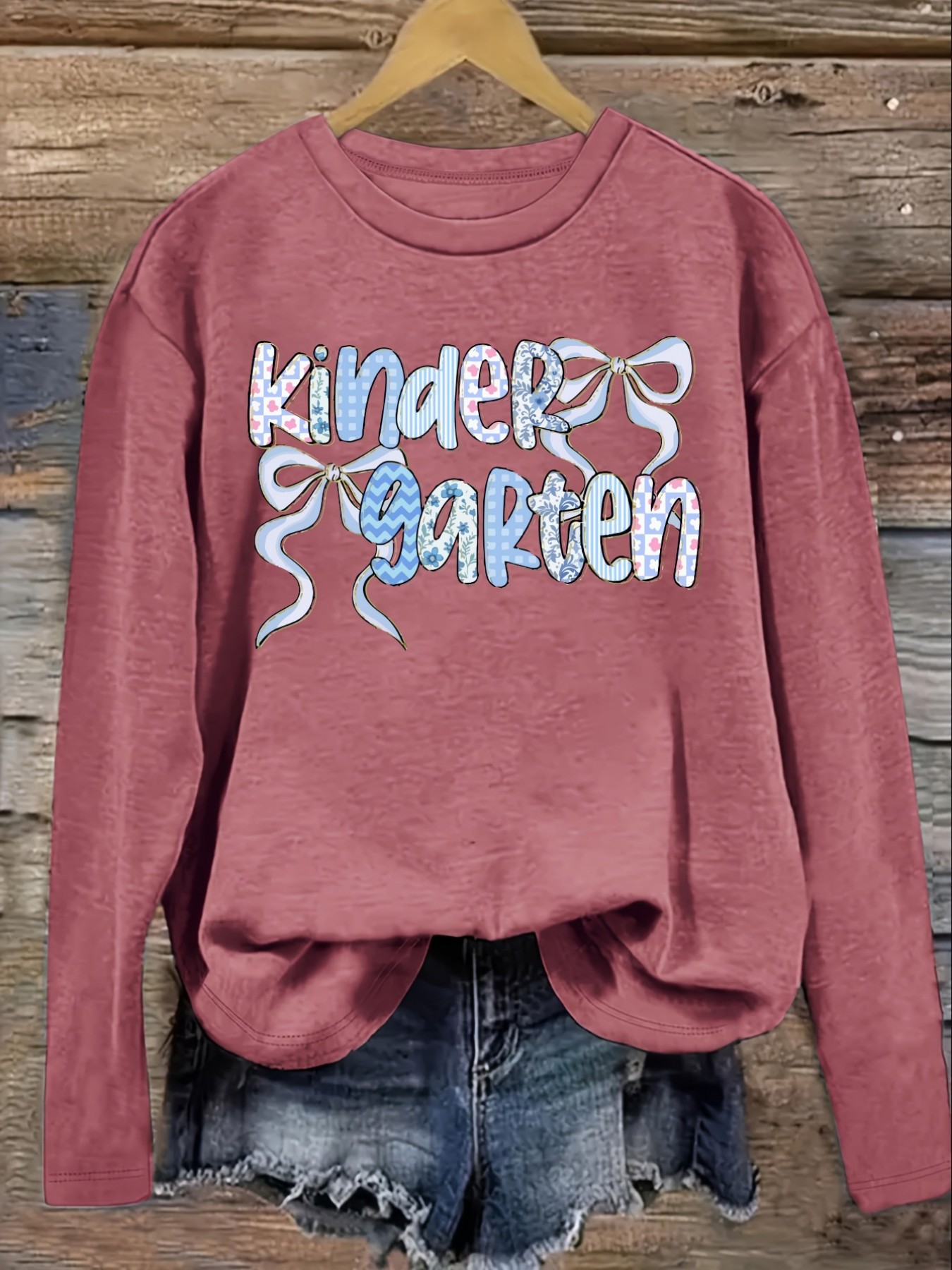 レディースカジュアル長袖クルーネックTシャツ、幼稚園のリボン - Winter Clothing Patterns のレビューと価格