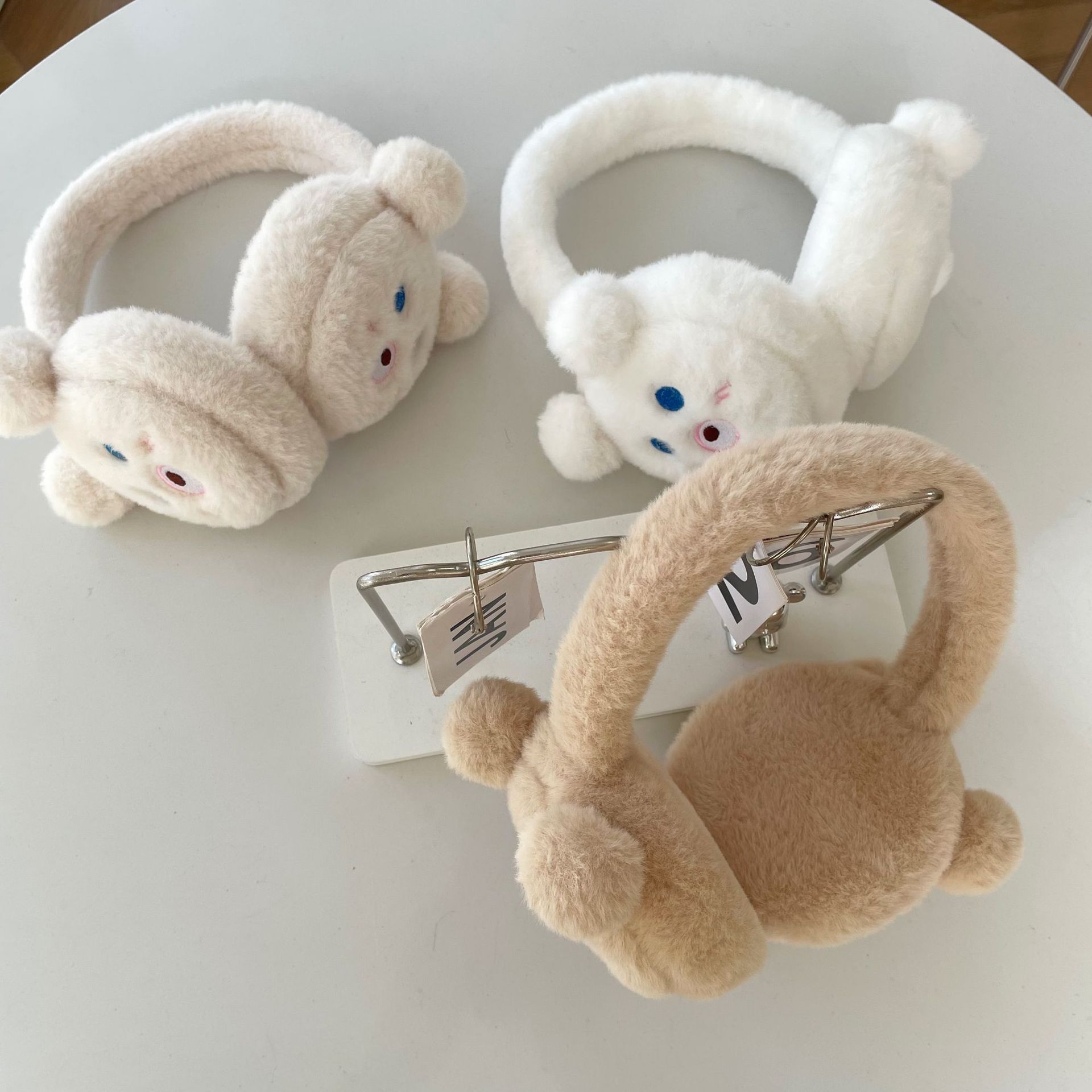 かわいい漫画のクマのイヤーマフ 2025 冬のホット販売女性 - Winter Clothing Earmuffs のレビューと価格