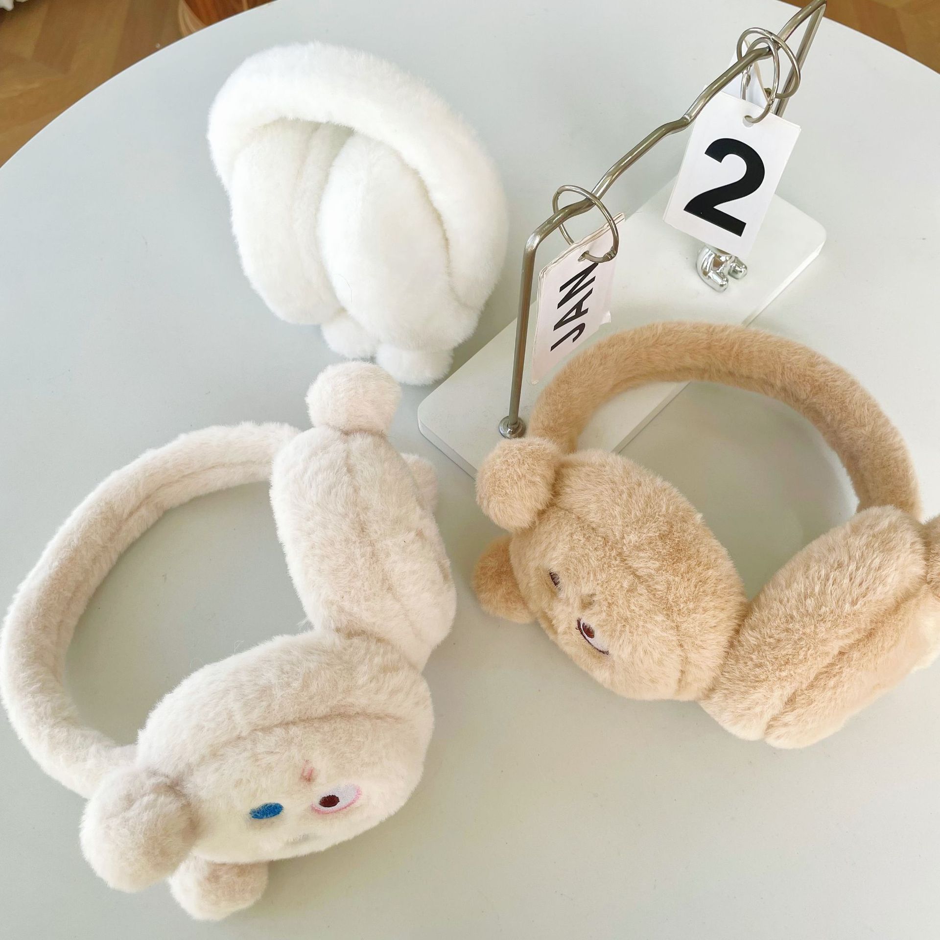 かわいい漫画のクマのイヤーマフ 2025 冬のホット販売女性 - Winter Clothing Earmuffs のレビューと価格